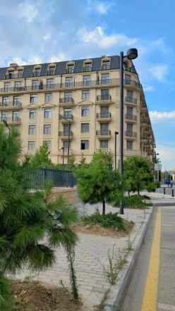 Sale new building 4 rooms 176 m²,  Shah Ismayil Khatai m.