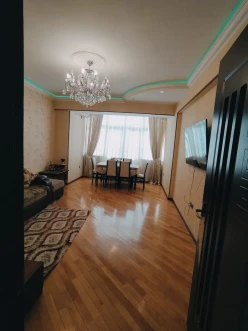 Satılır yeni tikili 3 otaqlı 90 m², İnşaatçılar m.
