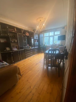 Satılır köhnə tikili 3 otaqlı 90 m², Yasamal r.
