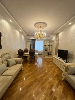 Satılır yeni tikili 3 otaqlı 100 m², 28 May m.