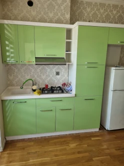 Satılır yeni tikili 2 otaqlı 40 m², İnşaatçılar m.