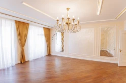 Satılır yeni tikili 4 otaqlı 160 m², Nizami m.