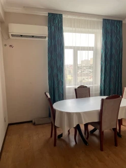 İcarə yeni tikili 3 otaqlı 75 m², İnşaatçılar m.