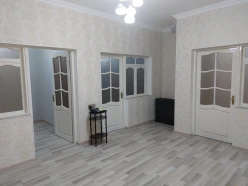 İnşaatçılar Metro Station, 3-room new building, 60 m² – For Sale