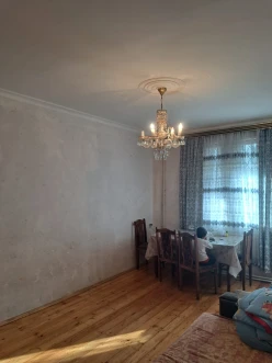Satılır köhnə tikili 2 otaqlı 63 m², Memar Əcəmi m.
