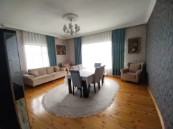 Продан Дом / вилла 4 Комнаты 200 m²,  Амирджан