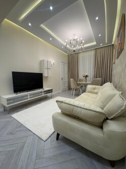 Satılır yeni tikili 3 otaqlı 125 m²,  28 May m.