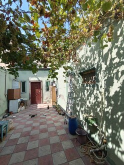 Satılır ev/villa 4 otaqlı 112 m²,  Qaraçuxur
