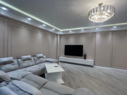 İcarə yeni tikili 4 otaqlı 210 m²,  Kubinka