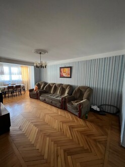 İcarə köhnə tikili 3 otaqlı 75 m², Elmlər Akademiyası m. İcarə köhnə tikili 3 otaqlı 75 m², Elmlər Akademiyası m.