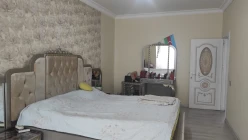 Satılır köhnə tikili 5 otaqlı 110 m², İnşaatçılar m.