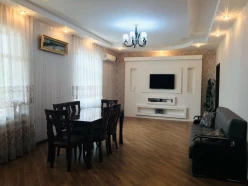 Satılır ev/villa 4 otaqlı 120 m², Saatlı ş