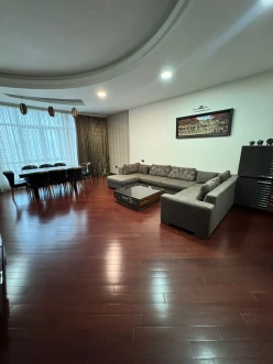 İcarə yeni tikili 3 otaqlı 168 m²,  Nizami m.
