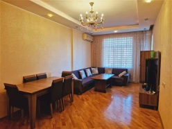 İcarə yeni tikili 2 otaqlı 90 m², Nizami m.