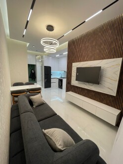 İcarə yeni tikili 3 otaqlı 75 m²,  Yasamal