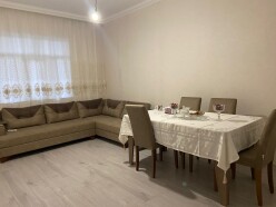 Satılır köhnə tikili 5 otaqlı 120 m², Qaraçuxur Satılır köhnə tikili 5 otaqlı 120 m², Qaraçuxur