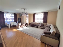 İcarə yeni tikili 4 otaqlı 200 m², Şah İsmayıl Xətai m. İcarə yeni tikili 4 otaqlı 200 m², Şah İsmayıl Xətai m.