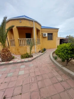 Satılır köhnə tikili 3 otaqlı 130 m², Buzovna q