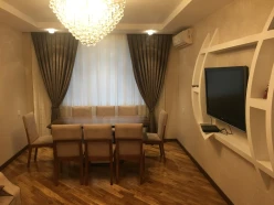 Satılır köhnə tikili 3 otaqlı 100 m², Badamdar q.