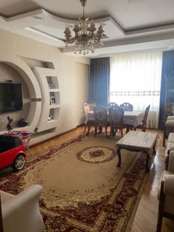 Satılır yeni tikili 3 otaqlı 123 m², Badamdar q.