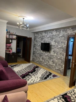 Satılır yeni tikili 2 otaqlı 86 m², İnşaatçılar m.