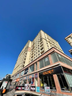 Sale new building 2 rooms 77 m²,  Insaatchilar m.