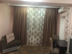 İcarə köhnə tikili 2 otaqlı 65 m², İnşaatçılar m.