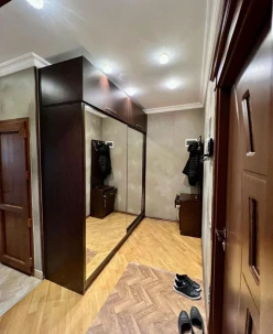 Satılır köhnə tikili 3 otaqlı 80 m², Nəsimi m.