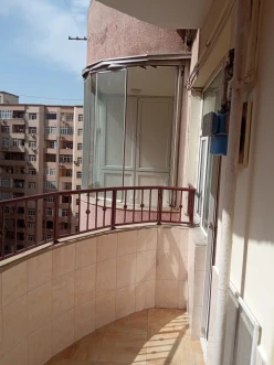 Satılır yeni tikili 3 otaqlı 117 m², İnşaatçılar m.