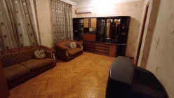 Satılır köhnə tikili 3 otaqlı 80 m², Yasamal r.