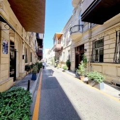 Satılır köhnə tikili 2 otaqlı 55 m², Nizami m.