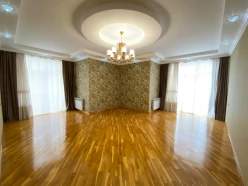 Satılır yeni tikili 4 otaqlı 145 m², Yasamal r.