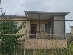 Satılır bağ evi 8 m², Quba Satılır bağ evi 8 m², Quba