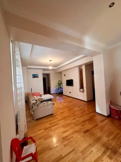 Sale new building 3 rooms 102 m²,  Insaatchilar m.