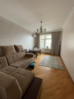 Satılır yeni tikili 2 otaqlı 75 m²,  Səbail