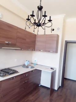 İcarə yeni tikili 2 otaqlı 60 m², İnşaatçılar m.