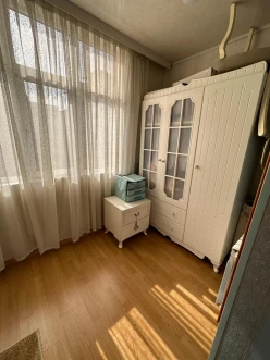 Satılır köhnə tikili 2 otaqlı 60 m², İnşaatçılar m.
