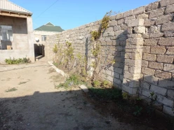 Satılır ev/villa 3 otaqlı 3 m², Binə q-6