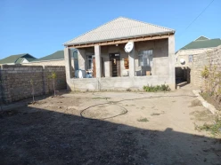 Satılır ev/villa 3 otaqlı 3 m², Binə q-2
