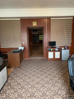 Satılır ofis 8 otaqlı 515 m², Şah İsmayıl Xətai m.