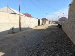 Satılır ev/villa 3 otaqlı 3 m², Binə q-4