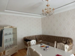 Satılır ev/villa 3 otaqlı 3 m², Binə q-7