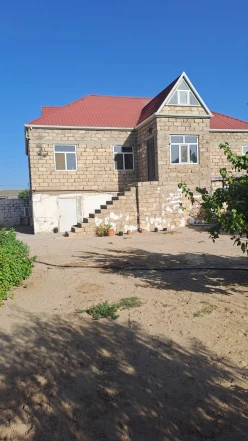 Satılır ev/villa 5 otaqlı 224 m²,  Buzovna