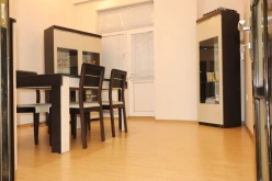 Satılır yeni tikili 3 otaqlı 102 m², Neftçilər m.