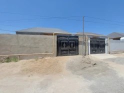 Satılır ev/villa 3 otaqlı 160 m², Binə q.