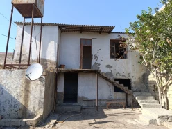 Satılır köhnə tikili 6 otaqlı 4500 m²,  Lökbatan