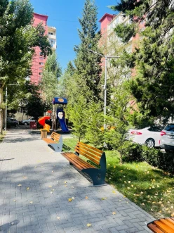 Satılır köhnə tikili 4 otaqlı 110 m², İnşaatçılar m.