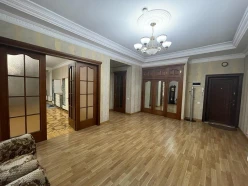 İcarə yeni tikili 4 otaqlı 190 m², Nizami m. İcarə yeni tikili 4 otaqlı 190 m², Nizami m.