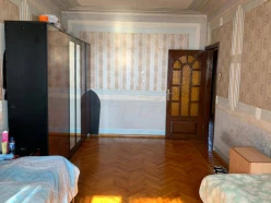 Satılır köhnə tikili 4 otaqlı 100 m², İnşaatçılar m.