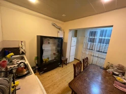 Sale old building 1 rooms 40 m²,  Insaatchilar m.